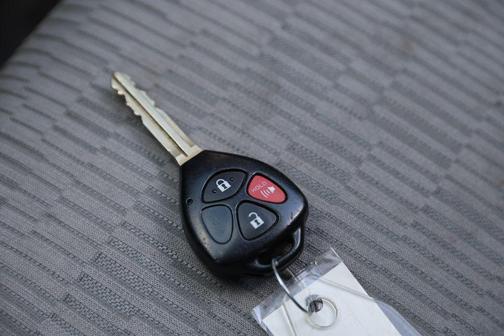 Barcelona Red Metallic 2012 Toyota RAV4 Base
