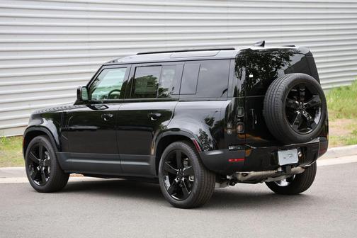 Santorini Black 2026 Land Rover Defender 110 P300 S