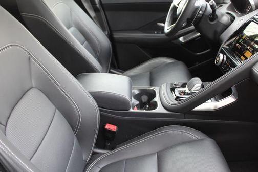 2024 Jaguar E-PACE P250 R-Dynamic SE