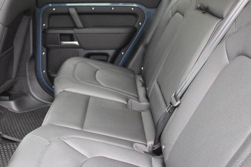 2026 Land Rover Defender 110 P300 S