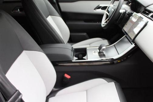 2026 Land Rover Range Rover Velar P250 Dynamic SE