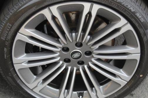 2025 Land Rover Range Rover P530 SE SWB