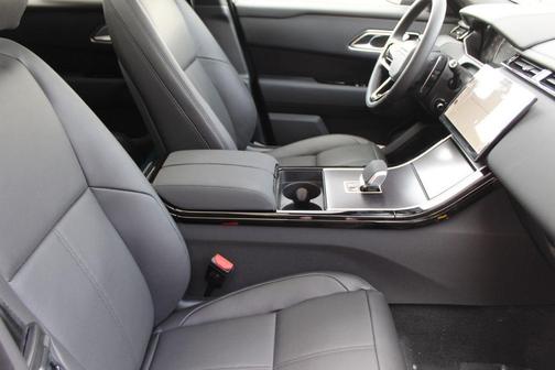 2026 Land Rover Range Rover Velar P250 Dynamic SE