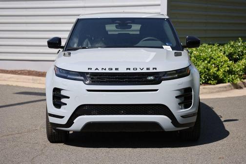 Arroios Grey 2026 Land Rover Range Rover Evoque Dynamic SE