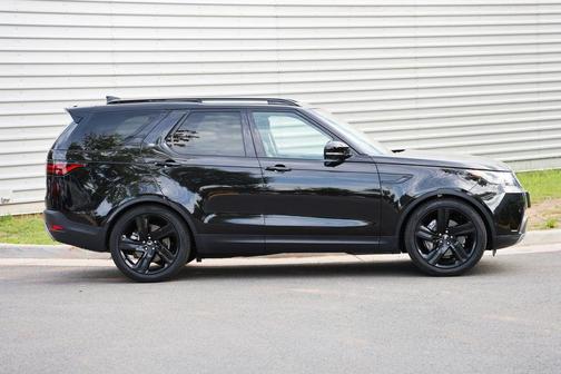 Santorini Black 2024 Land Rover Discovery P300 S