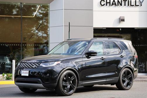 Santorini Black 2024 Land Rover Discovery P300 S