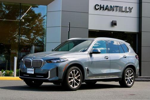 Gray Metallic 2026 BMW X5 xDrive40i