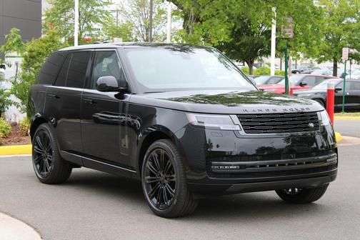 Santorini Black 2026 Land Rover Range Rover P400 SE SWB