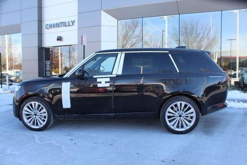 2026 Land Rover Range Rover P530 SE LWB 7 Seat