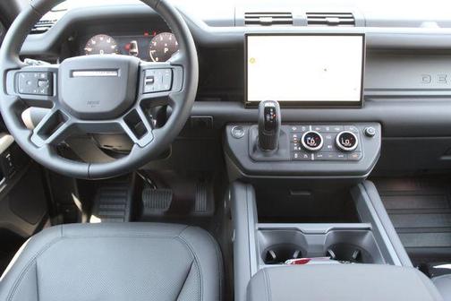 2025 Land Rover Defender P400 S