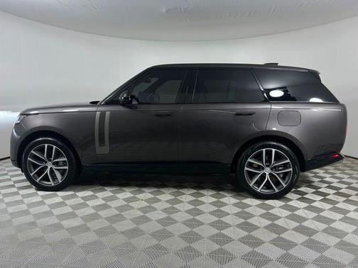 Charente Grey 2025 Land Rover Range Rover P550e SE