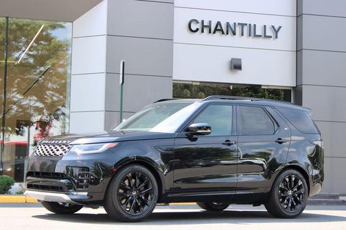 Santorini Black 2026 Land Rover Discovery Gemini Edition AWD