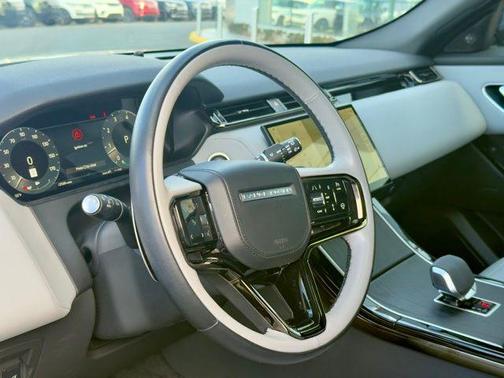 2024 Land Rover Range Rover Velar P250 Dynamic SE