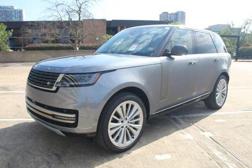 2025 Land Rover Range Rover P530 SE