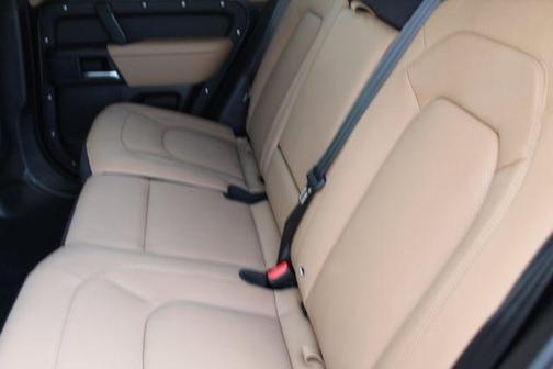 2025 Land Rover Defender 110 P525 V8