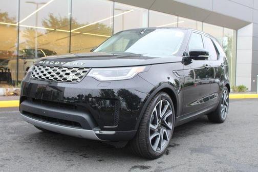 2025 Land Rover Discovery P300 S