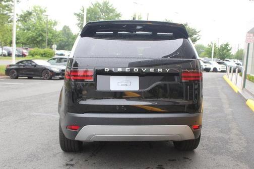 2025 Land Rover Discovery P300 S