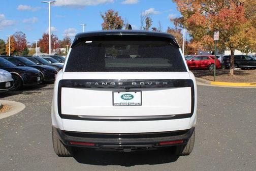 2025 Land Rover Range Rover P530 SE