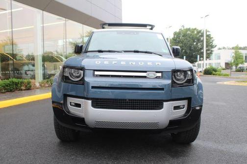 2025 Land Rover Defender 110 P300 S