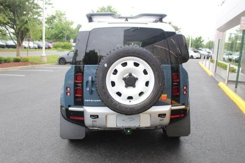 2025 Land Rover Defender 110 P300 S
