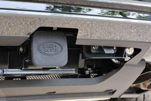 Santorini Black 2026 Land Rover Range Rover P530 SE LWB 7 Seat