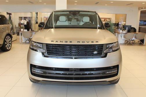 2026 Land Rover Range Rover P530 SE LWB 7 Seat