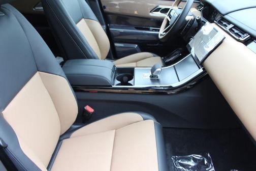 2026 Land Rover Range Rover Velar P400 Autobiography