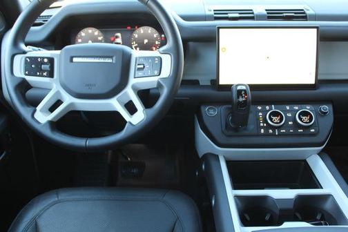 2025 Land Rover Defender P300