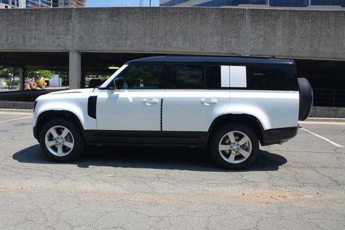 2025 Land Rover Defender P400 X-Dynamic SE