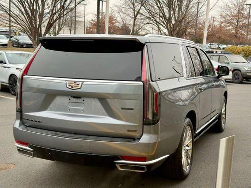 2021 Cadillac Escalade ESV Premium Luxury