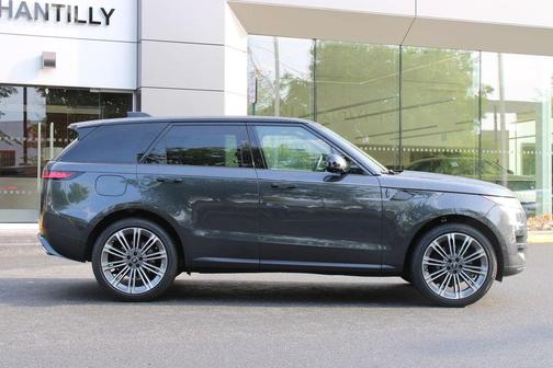 Carpathian Grey 2024 Land Rover Range Rover Sport SE