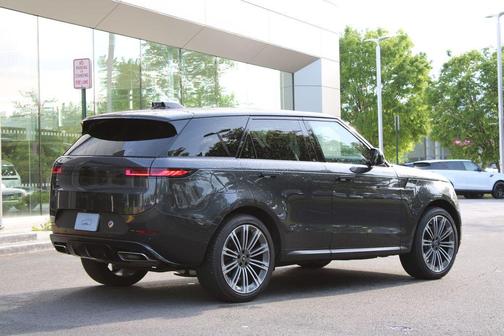 Carpathian Grey 2024 Land Rover Range Rover Sport SE