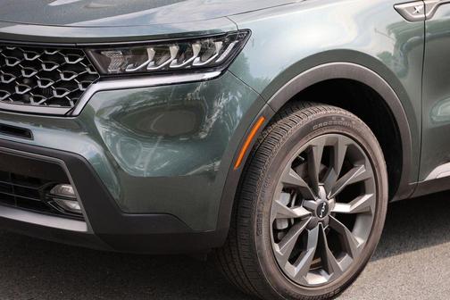 Aruba Green 2023 Kia Sorento X-Line EX