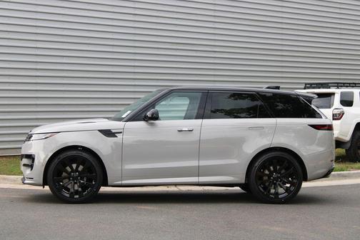 Borasco Grey 2026 Land Rover Range Rover Sport P400 Dynamic SE