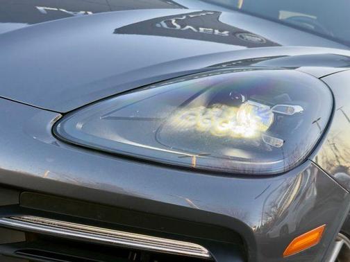 2020 Porsche Cayenne Cayenne