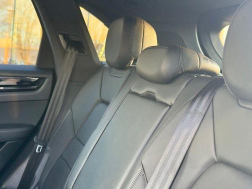 2020 Porsche Cayenne Cayenne