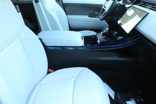 Carpathian Grey 2026 Land Rover Range Rover Sport P360 SE