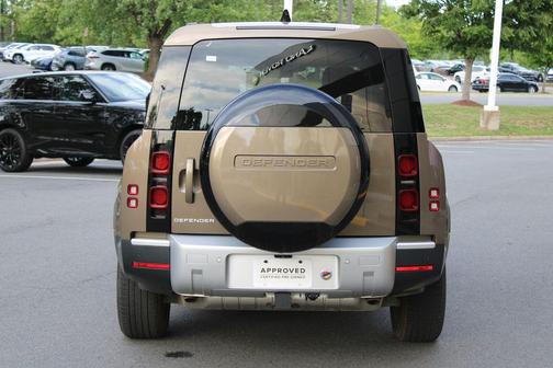 Gondwana Stone 2025 Land Rover Defender 130 P300 S