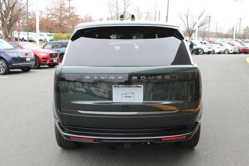 2026 Land Rover Range Rover P530 SE SWB