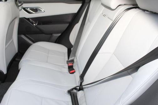 2026 Land Rover Range Rover Velar P250 Dynamic SE