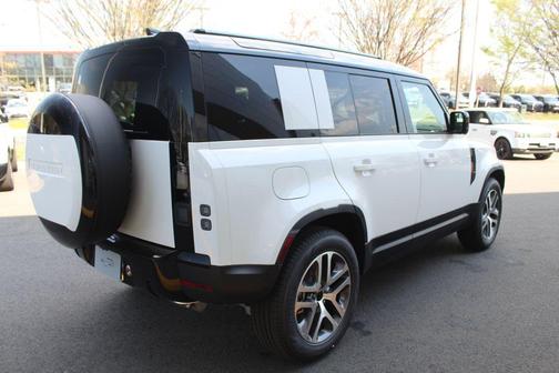 Fuji White 2026 Land Rover Defender 110 P300 S