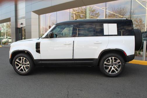 Fuji White 2026 Land Rover Defender 110 P300 S