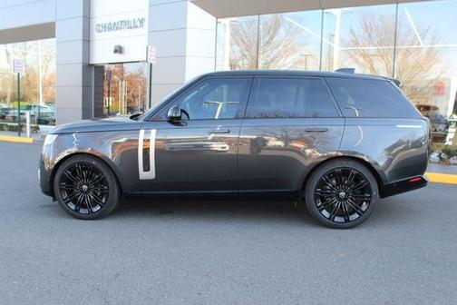 2025 Land Rover Range Rover P615 SV SWB