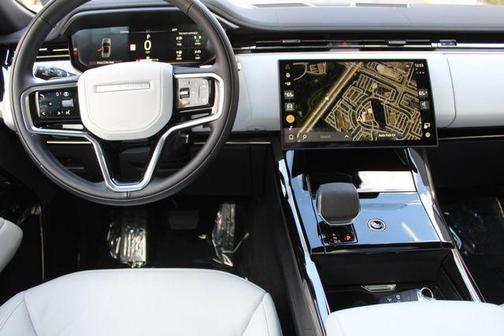 2025 Land Rover Range Rover Sport P360 S