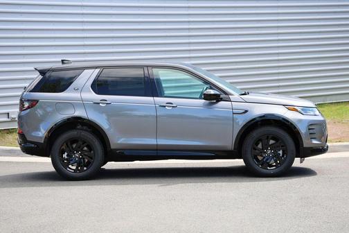 Eiger Grey 2026 Land Rover Discovery Sport Landmark
