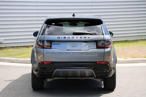 Eiger Grey 2026 Land Rover Discovery Sport Landmark