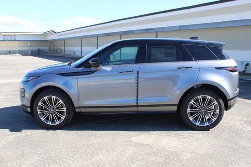 2026 Land Rover Range Rover Evoque Dynamic SE