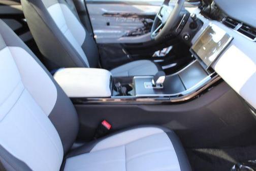 2026 Land Rover Range Rover Evoque Dynamic SE