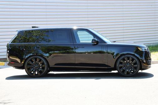 Narvik Black 2026 Land Rover Range Rover P615 SV Black LWB