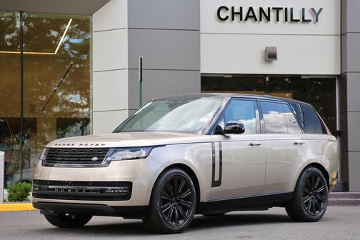 Batumi Gold 2026 Land Rover Range Rover P550e SE SWB